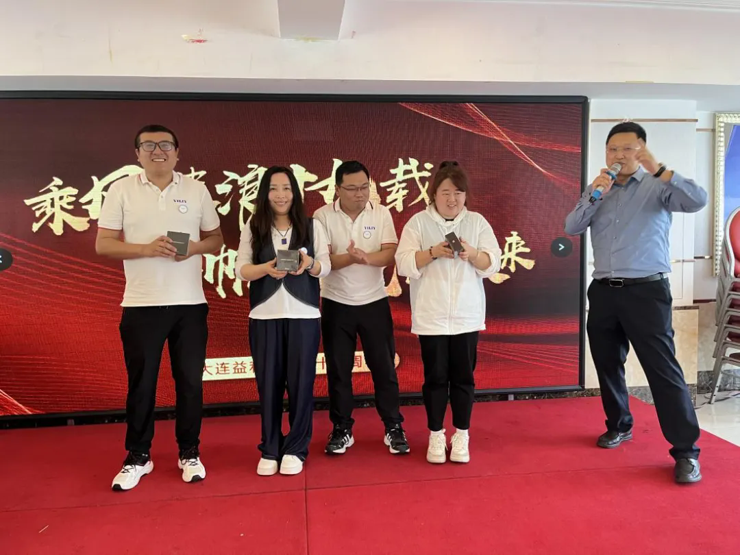 647.webp.png 647.webp.png